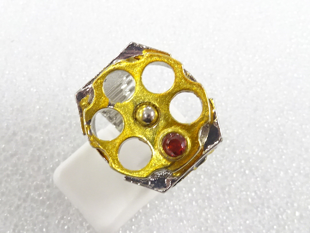 JAPANESE KIMONO / ANTIQUE COLORED STONE RING (SIZE 15)